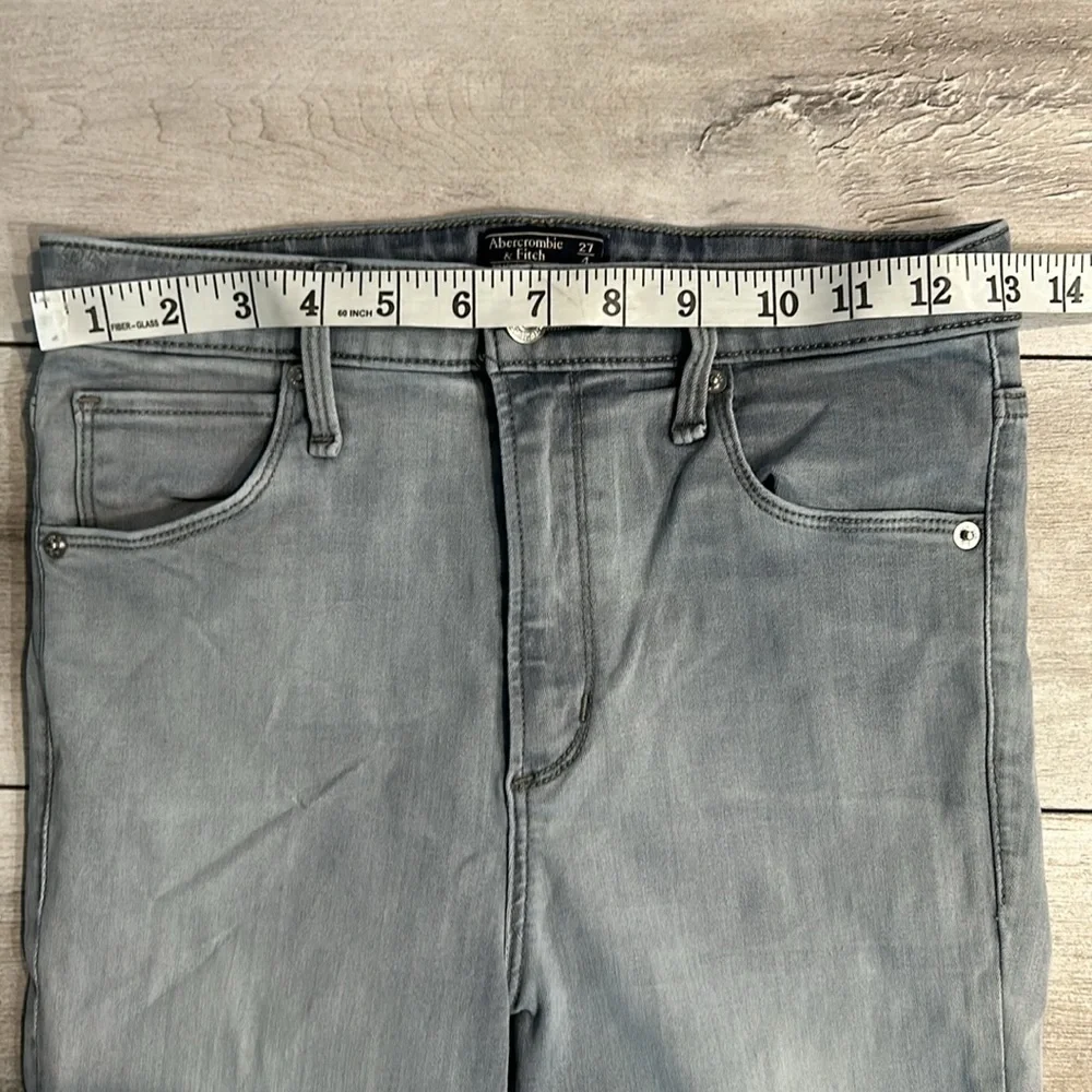 Abercrombie Simone high rise ankle jeans in gray wash size 27